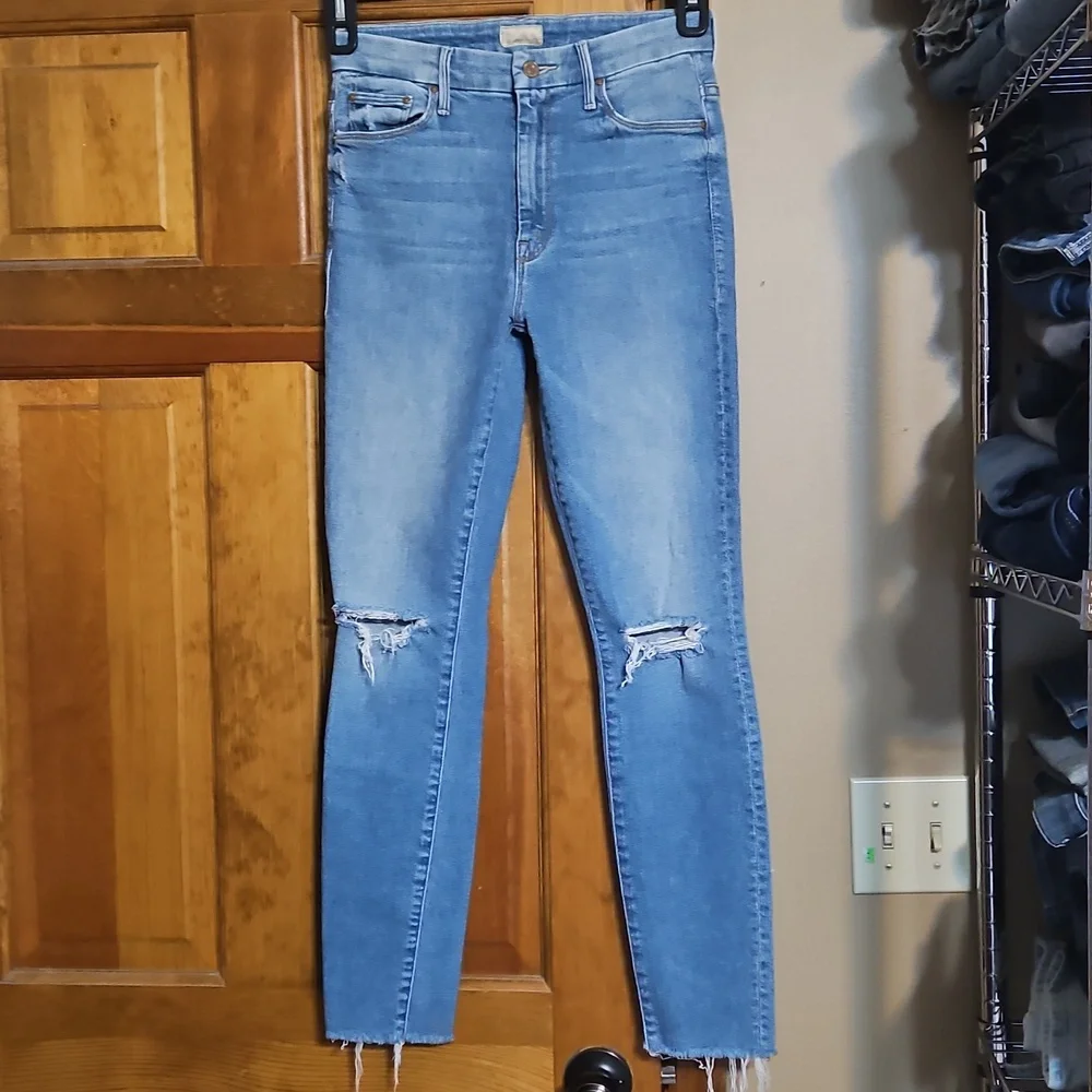 Mother High-Waisted Looker Ankle Fray Skinny Distessed Jeans